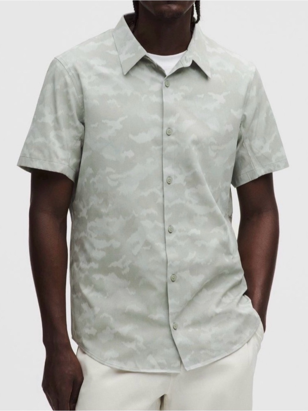 NWT Lululemon airing Easy Short Sleeve shirt button up Camo Fog Green Size L